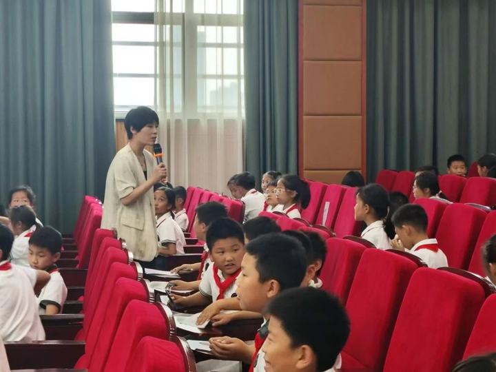 心理健康周征文_心理健康周_心理健康周活動主題